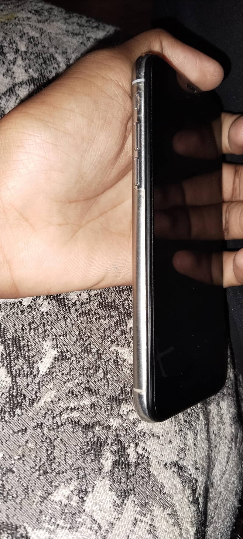 Apple iPhone X 3