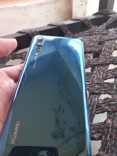 urgent sale one side karak all okay no scratches on screen
