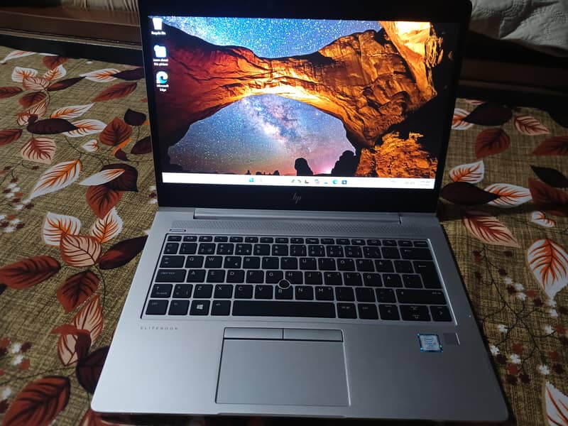 HP ELITEBOOK 2