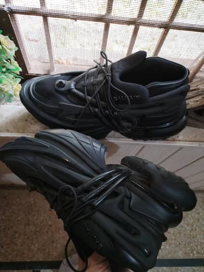 BALMAIN PARIS shoes 1 time used