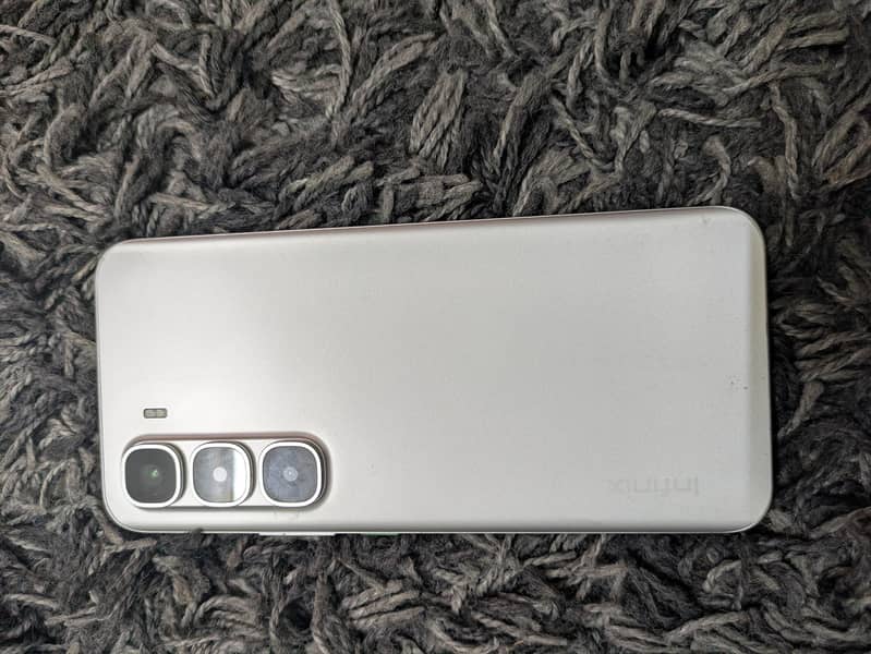 Infinix hot 60proplus 2