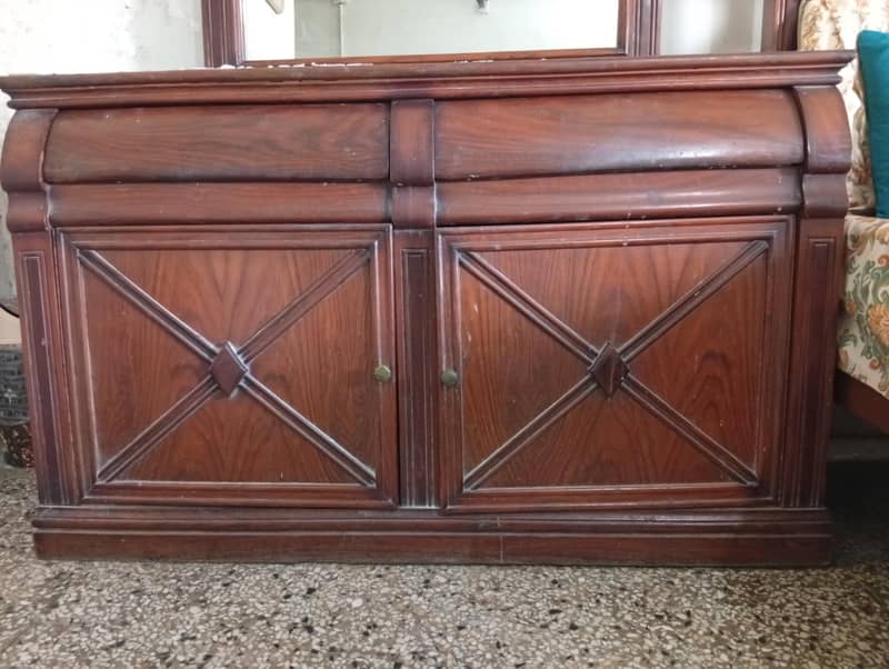 dressing table 2
