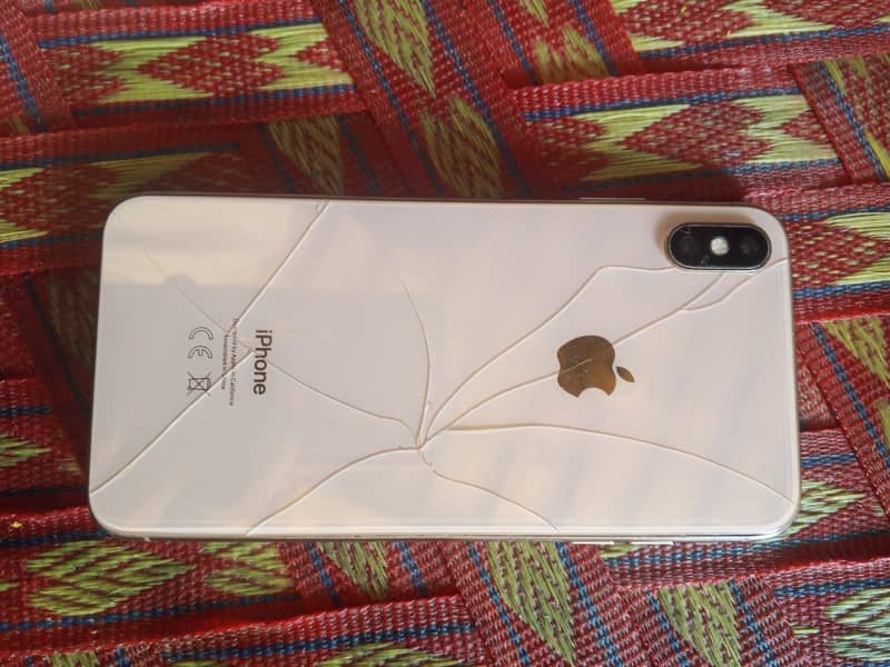 Apple iPhone XS Max 0