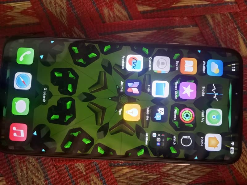Apple iPhone XS Max 1