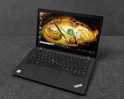 Urgent sale Touch screen Lenovo thinkpad i5 6th generation