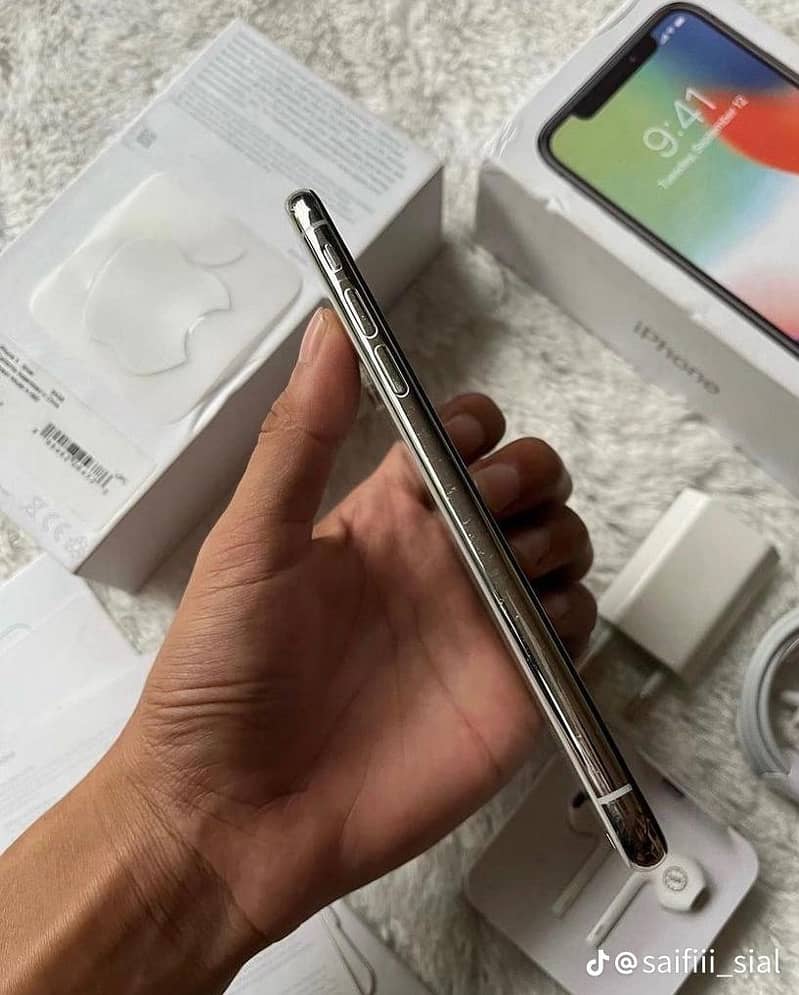 Apple iPhone X 2