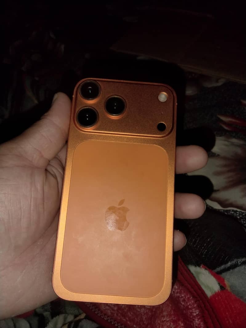Apple iPhone XR 0