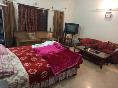 1 Kanal Corner House For Sale