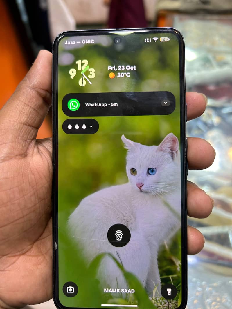 Google Pixel 8 1