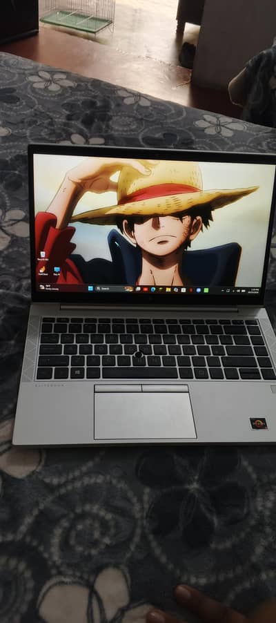 HP laptop i5 11 gen 16+256 with graphy card