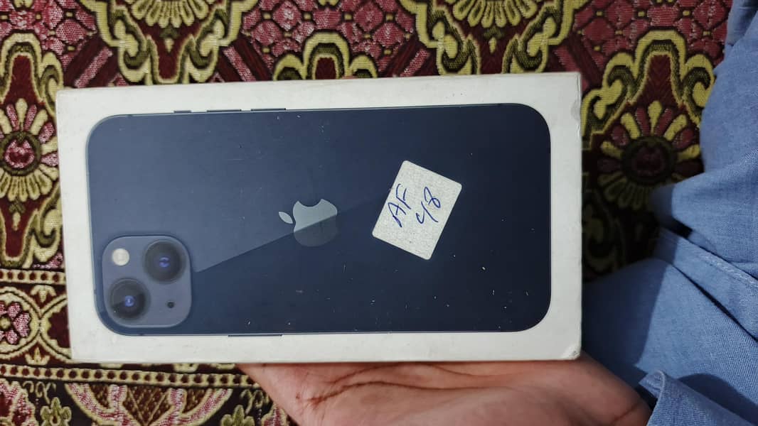 Apple iPhone 13 6