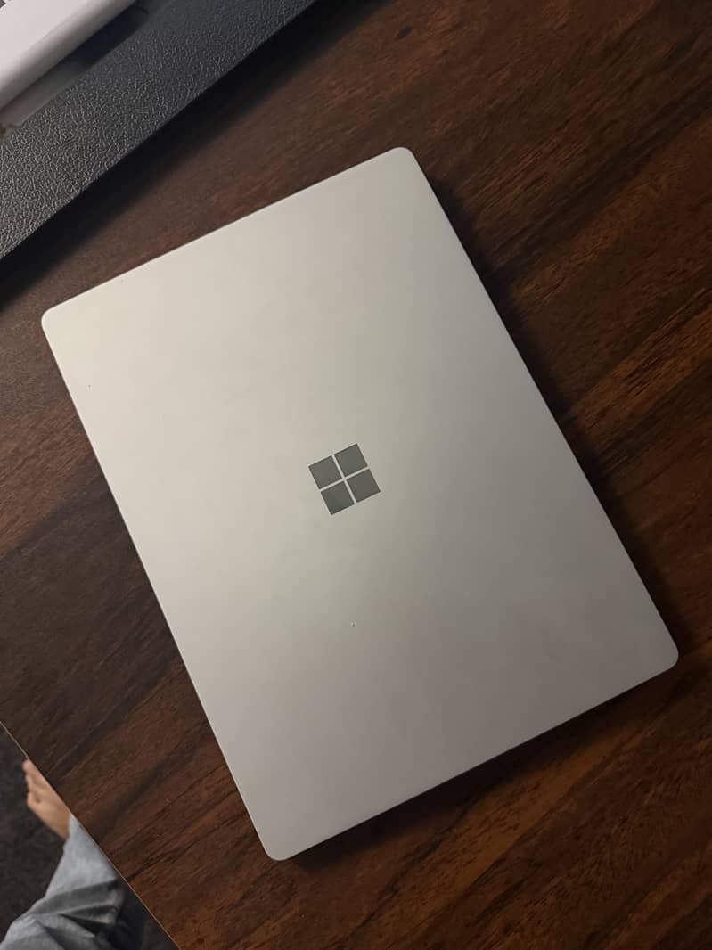 Surface Laptop 2 0