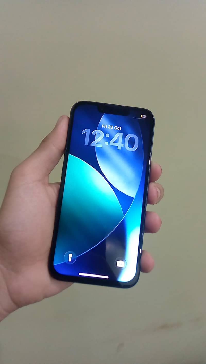 Apple iPhone 14 5