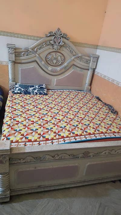 used bed+ metress. 3 door almari. sofa cumbed