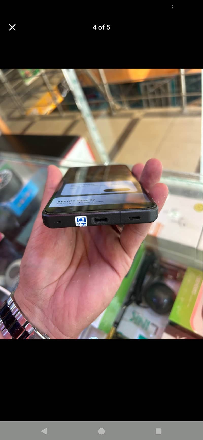 Sharp Aquos R8s pro 1