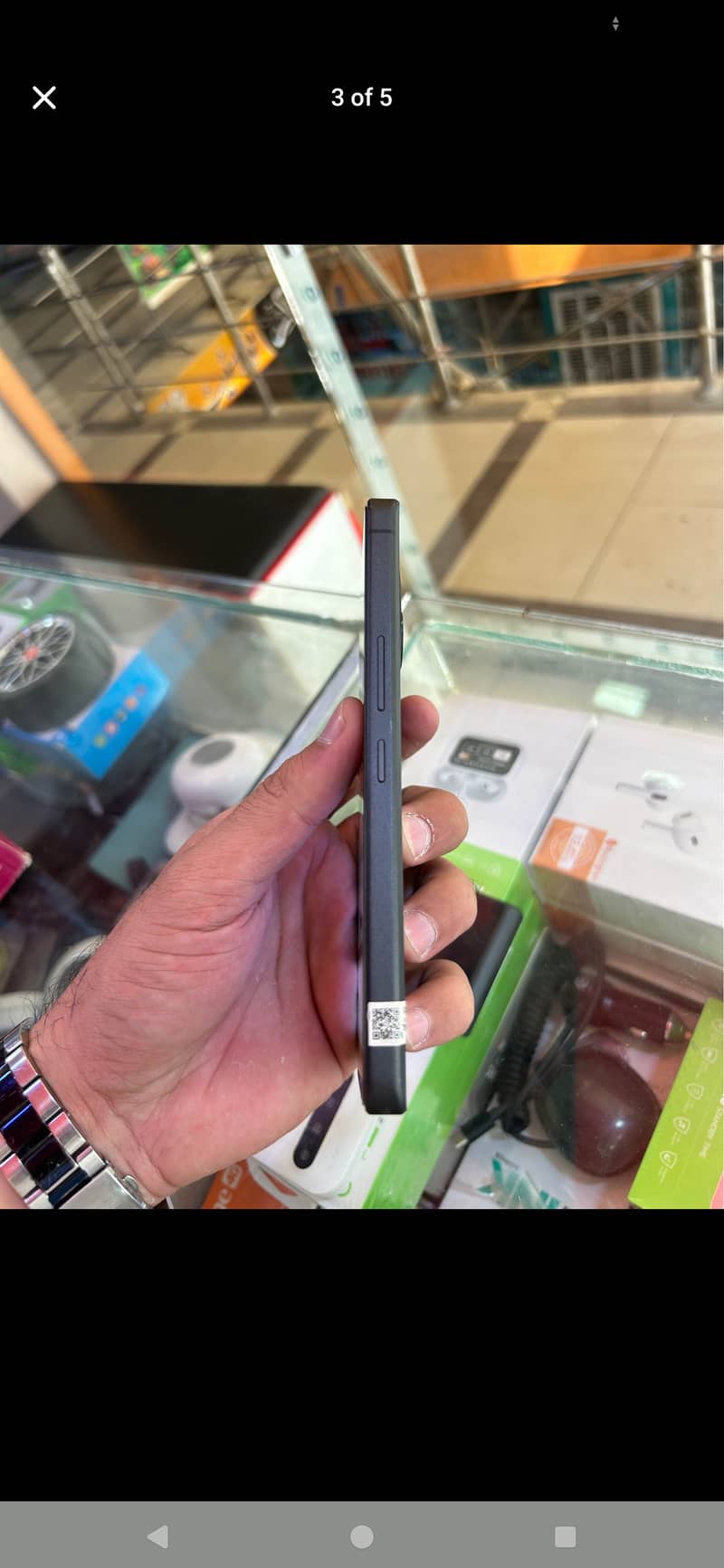 Sharp Aquos R8s pro 2