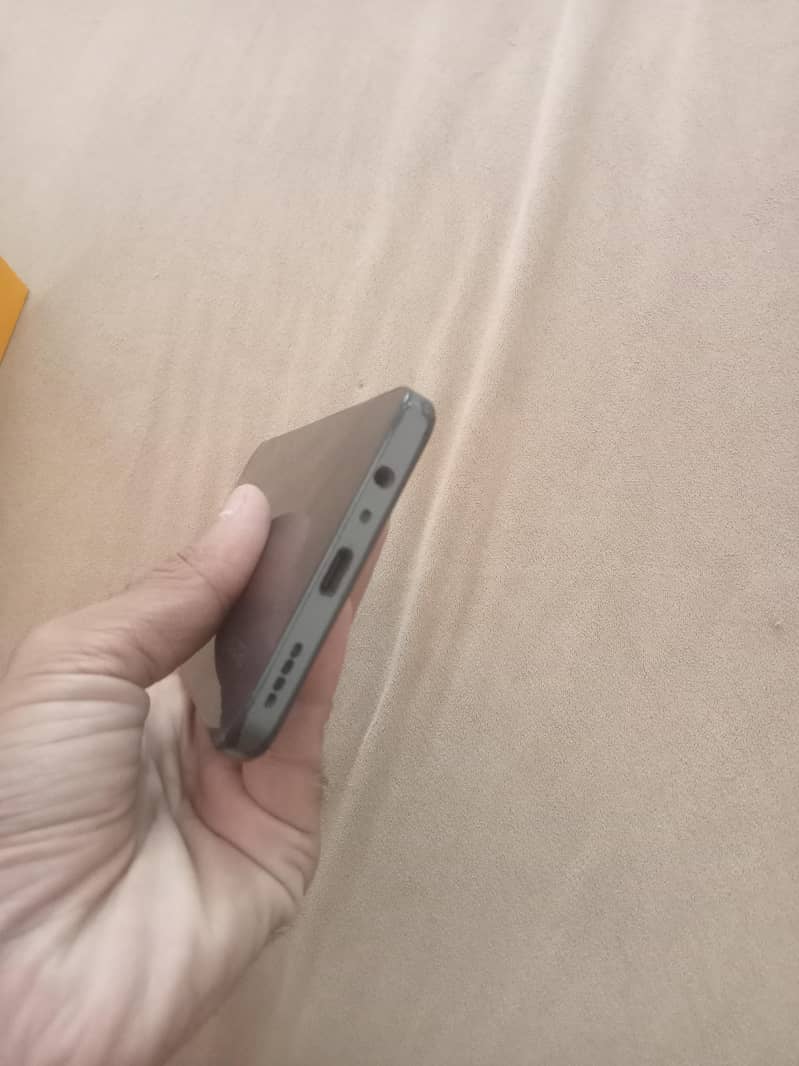 Realme C61 3