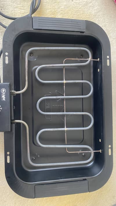 Mr. Light electric barbecue grill