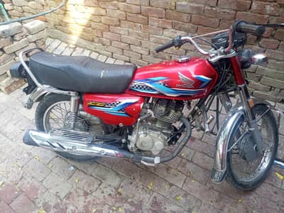 Honda 125 for sale Koi masala Nahin Hai later fail ok Hain 03340711683