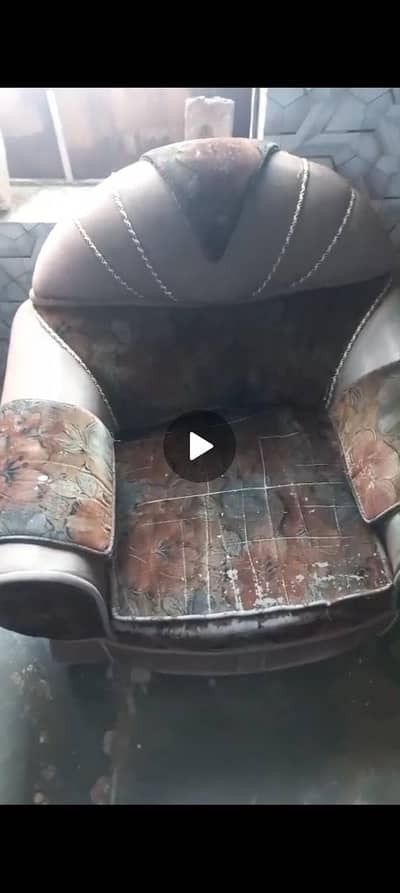 5 seater sofa for sale in good condition