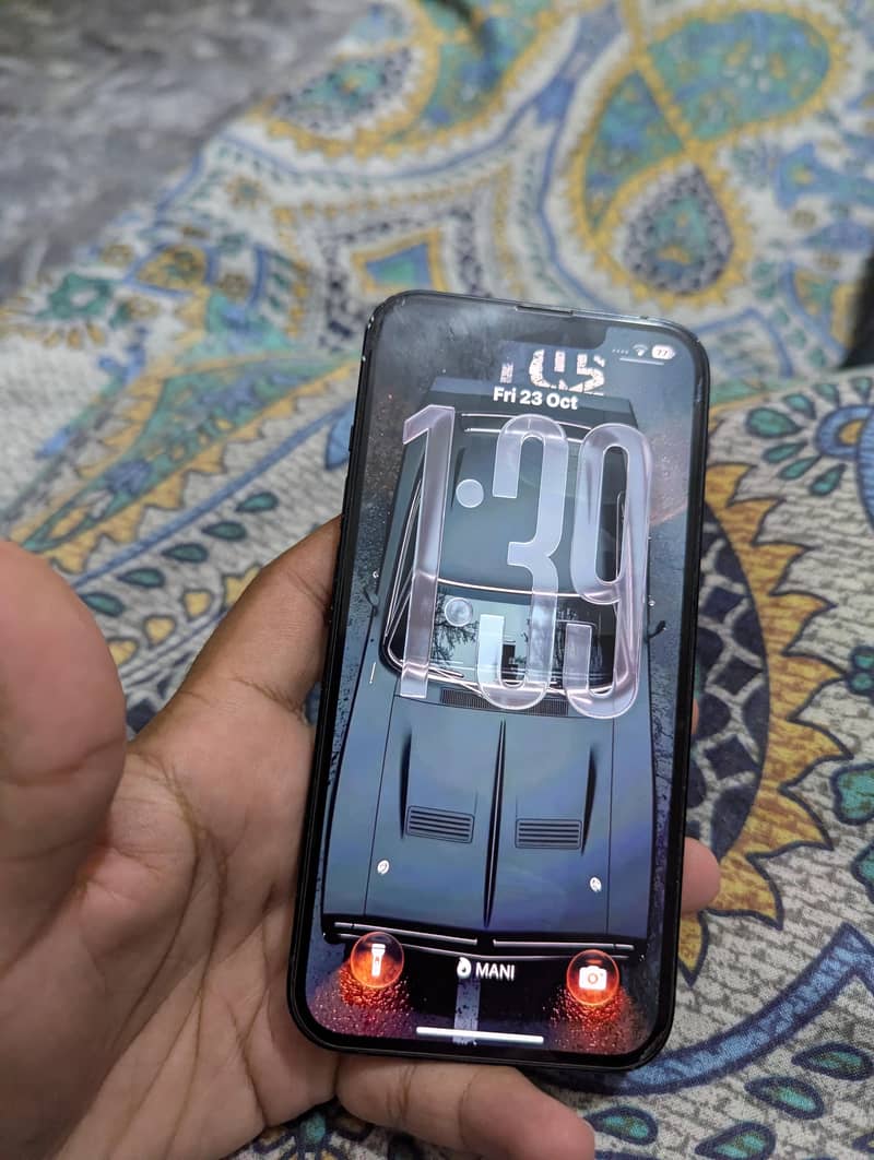Apple iPhone 13 9