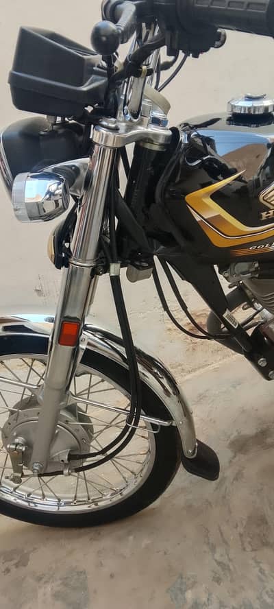 Honda CG 125 goldan edition model 26 number 03216314419