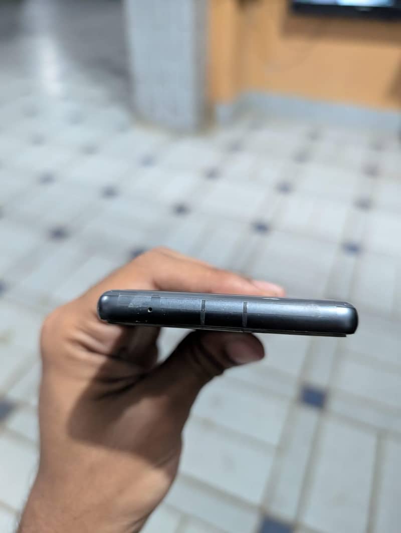 Google Pixel 7a 3