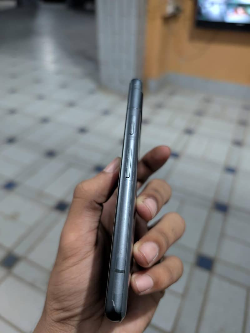 Google Pixel 7a 4