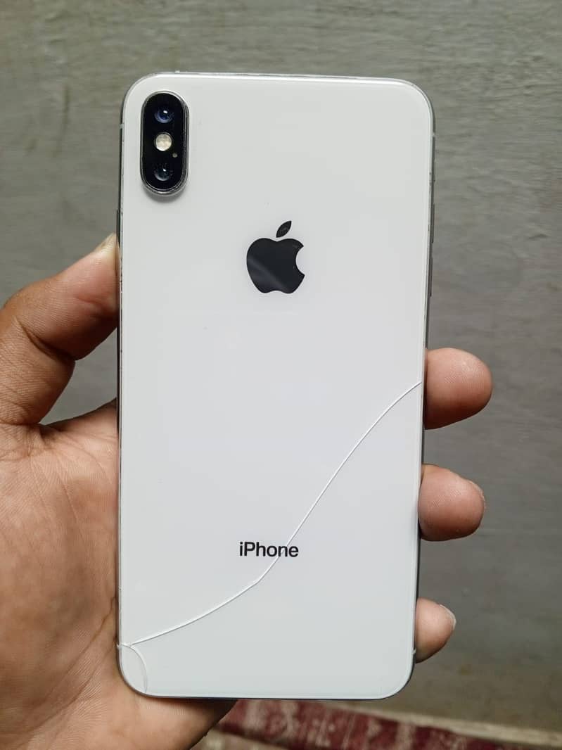 Apple iPhone XS Max 2