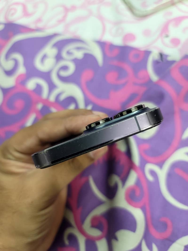 Apple iPhone 14 Pro 4