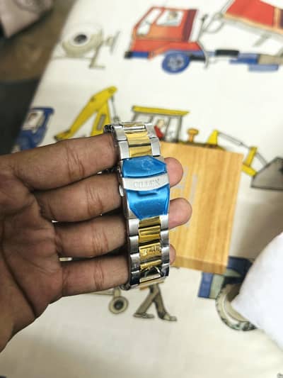 Looks like an arabic watch