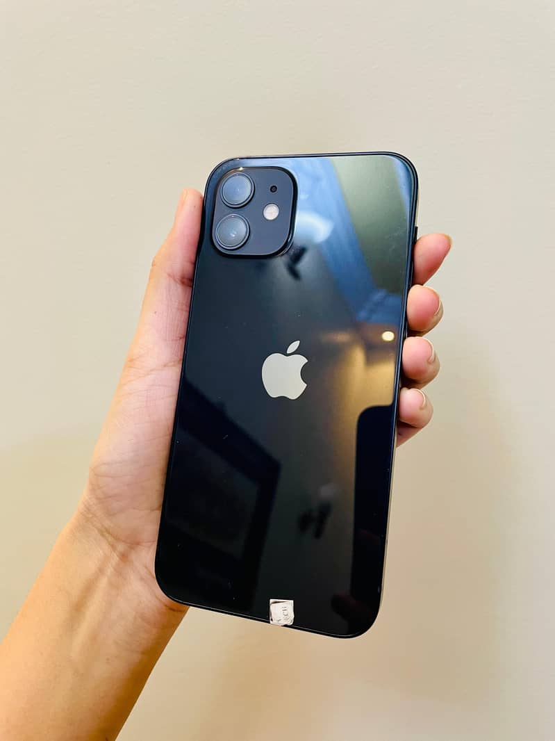 Apple iPhone 12 2