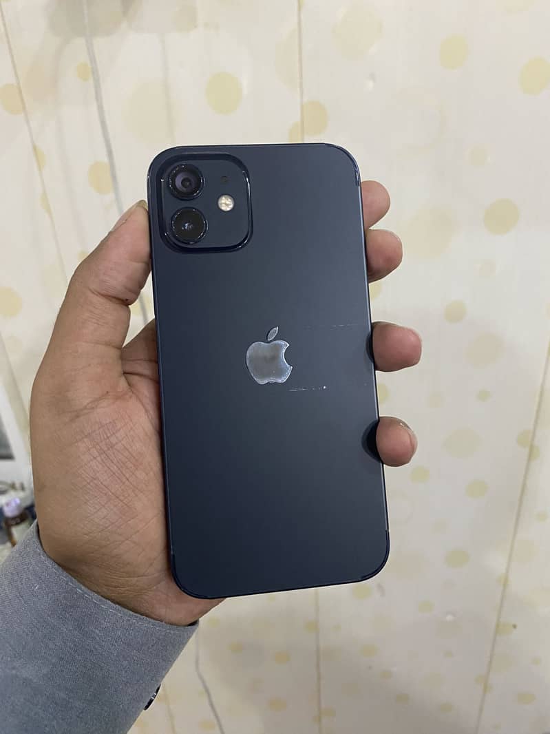 Apple iPhone 12 2