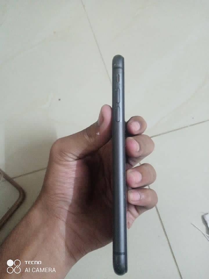 Apple iPhone 11 1