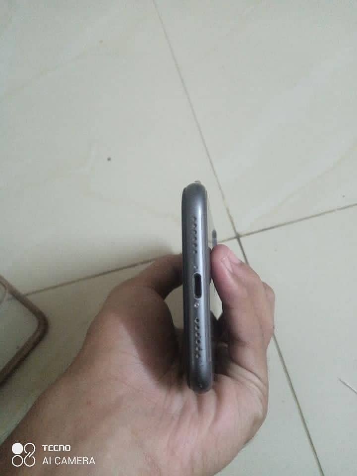 Apple iPhone 11 2