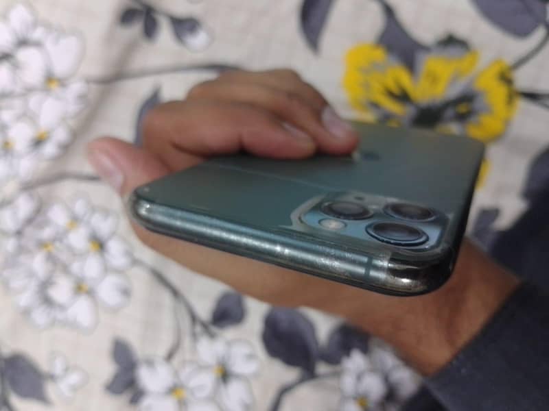 Apple iPhone 11 Pro Max 03200480047 1