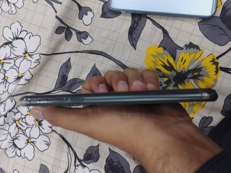 Apple iPhone 11 Pro Max 03200480047 3