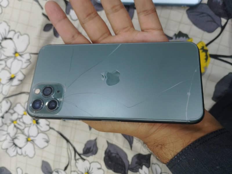 Apple iPhone 11 Pro Max 03200480047 4