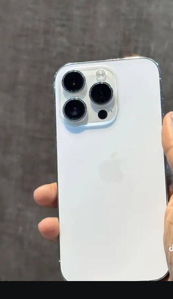 Apple iPhone 14 Pro 2
