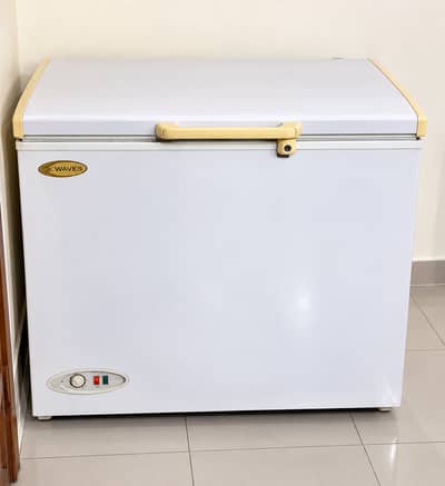 WAVES Deep Freezer / Chest Freezer for Sale
