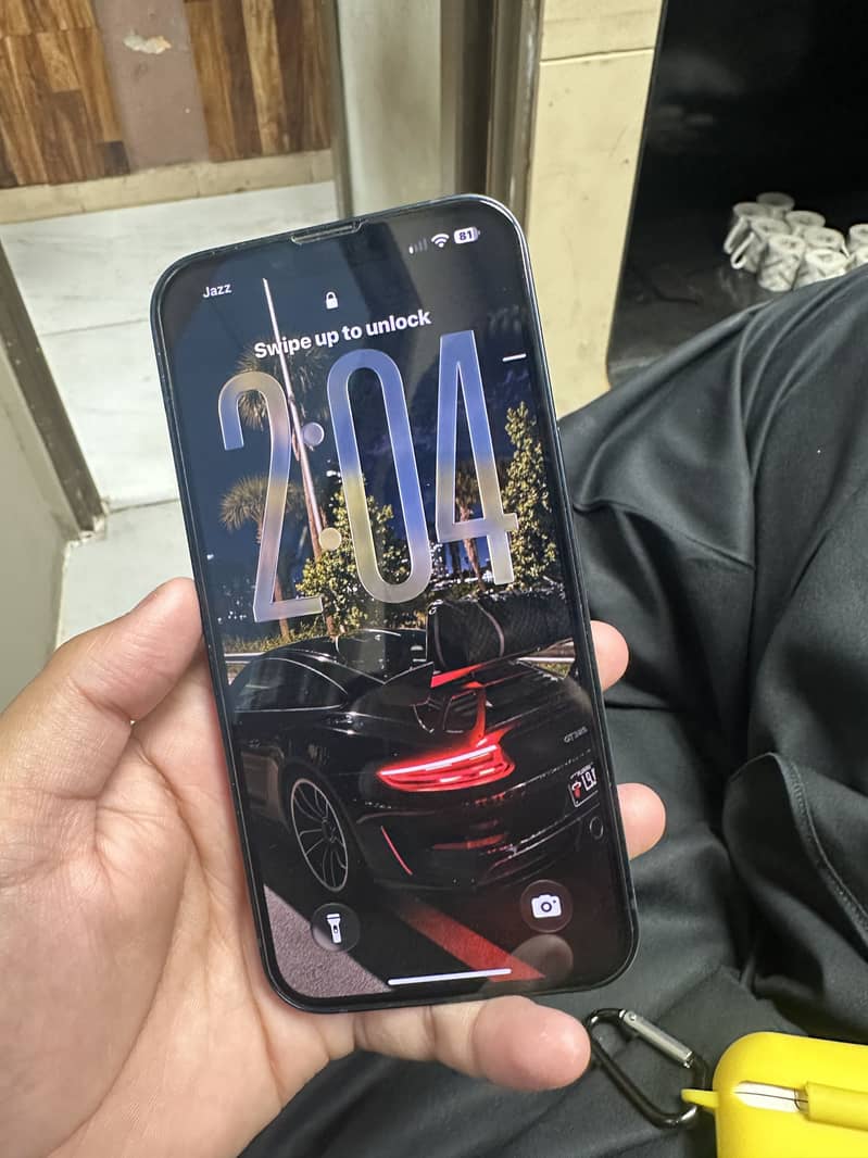 Apple iPhone 13 3