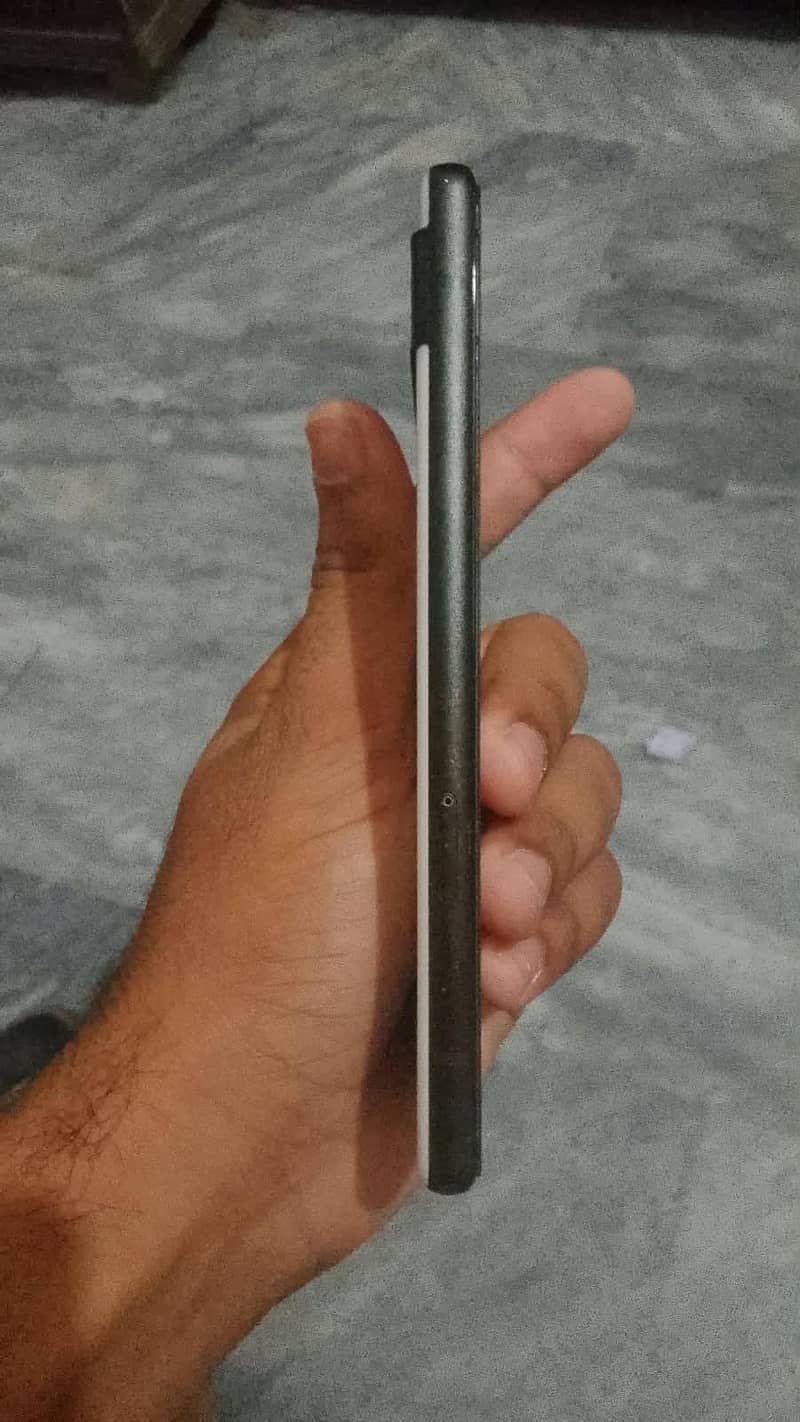 Google Pixel 6a 4