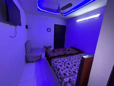 One bed furnished apartment available monthly for rent 11 to