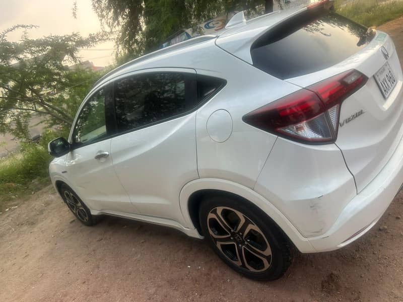 Honda Vezel 2016 4