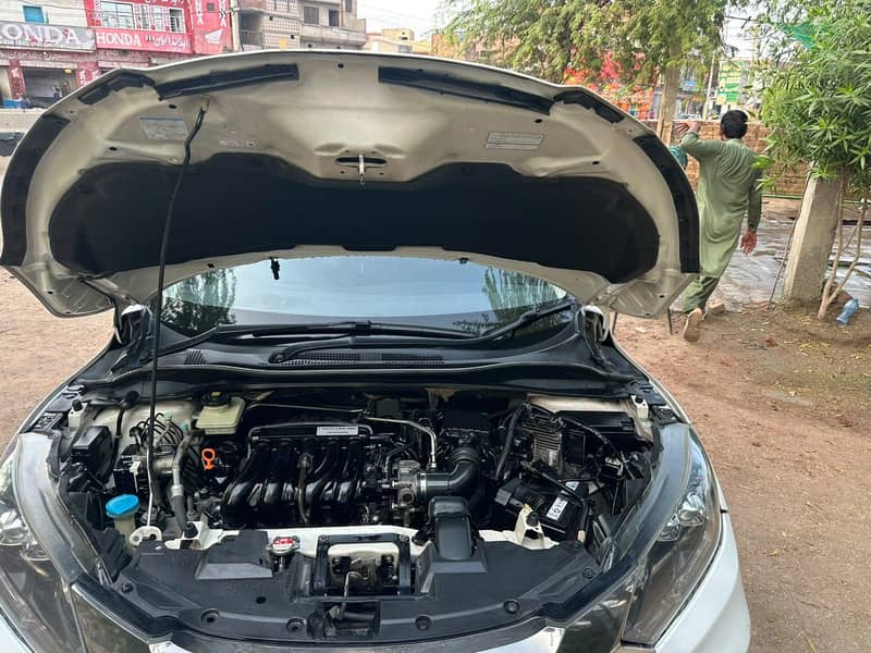 Honda Vezel 2016 13
