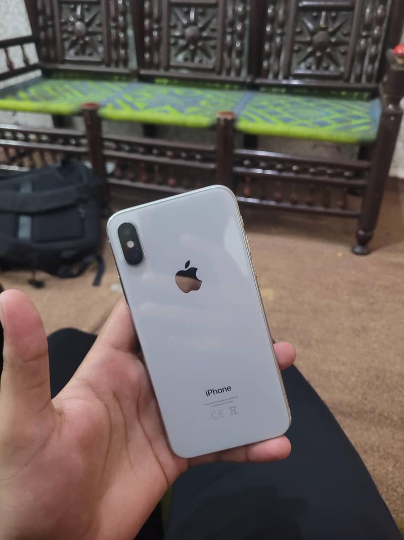 Apple iPhone X 0