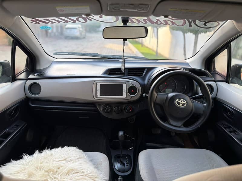 Toyota Vitz 2012 12