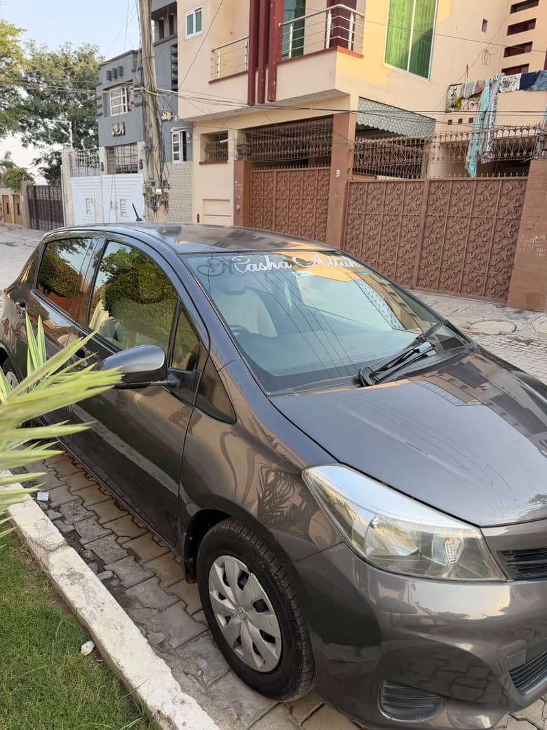 Toyota Vitz 2012 16