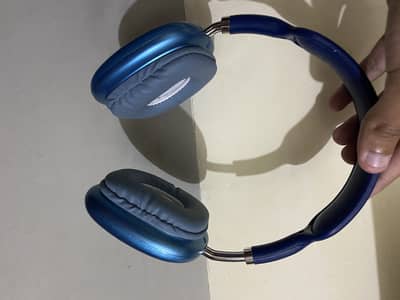 P9 PRO MAX WIRELESS HEADPHONES.