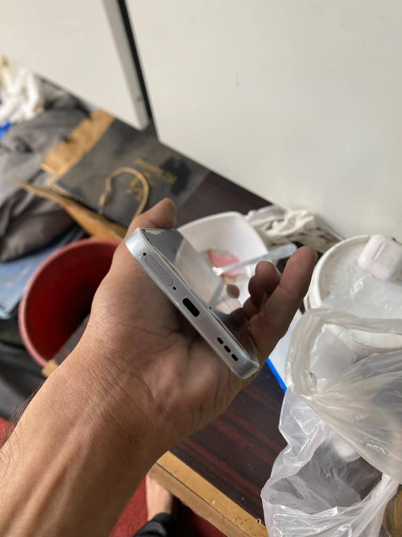 OPPO A6s pro 3